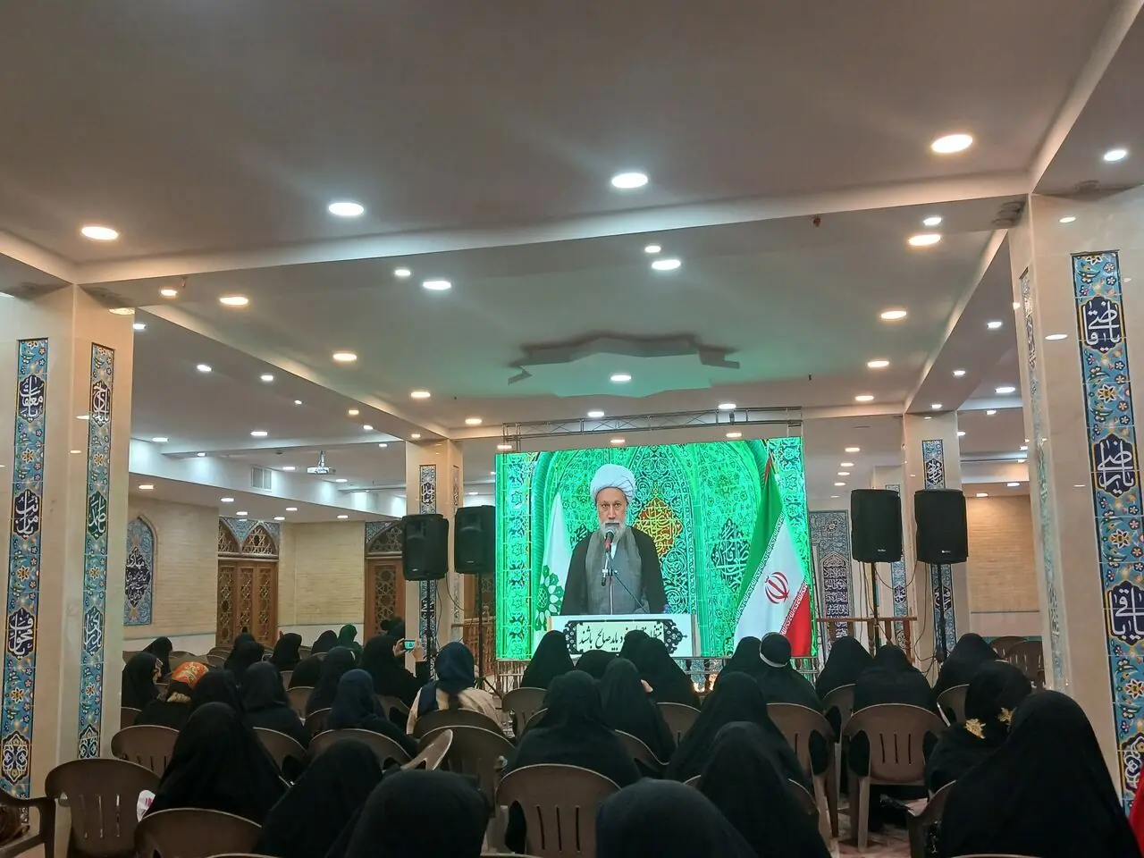  مسجد باید در جامعه دینی محور و در امور اجتماعی نقش‌آفرین باشد