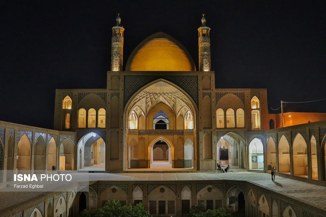 مسجد جامع؛ بنایی به جامعیت یک شهر | آخرین خبر