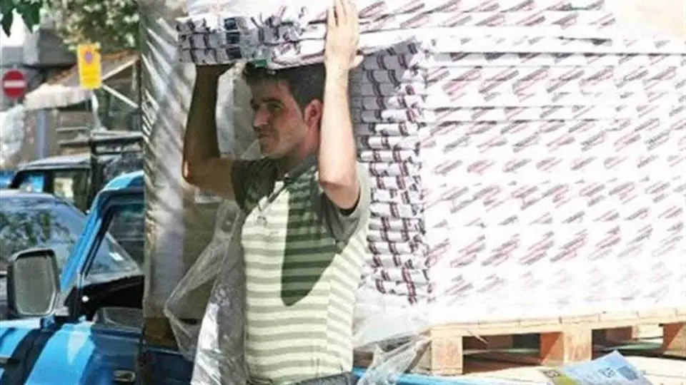 قیمت کاغذ همچنان پرواز میکند!