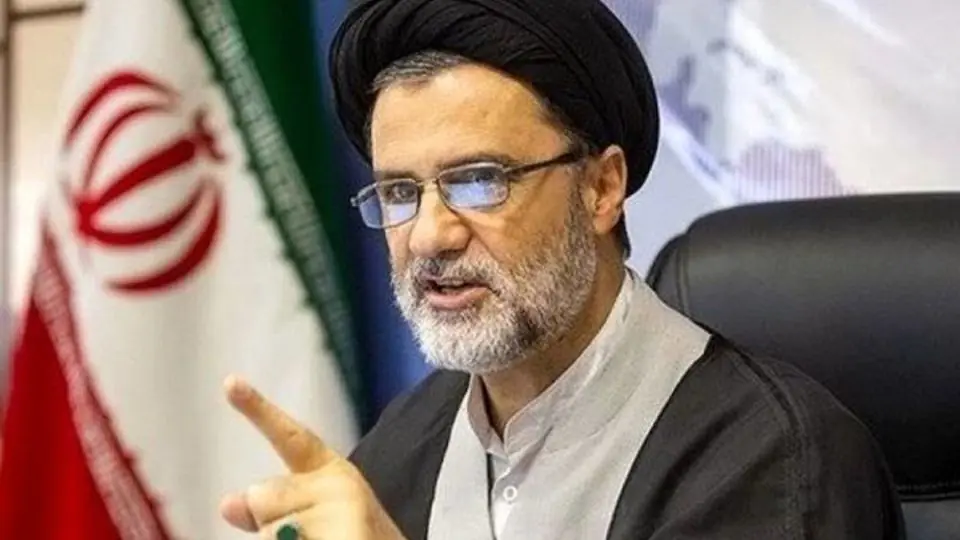 نبویان خطاب به پزشکیان: منظورتان چیست که جنگ را پایان دهیم؟!