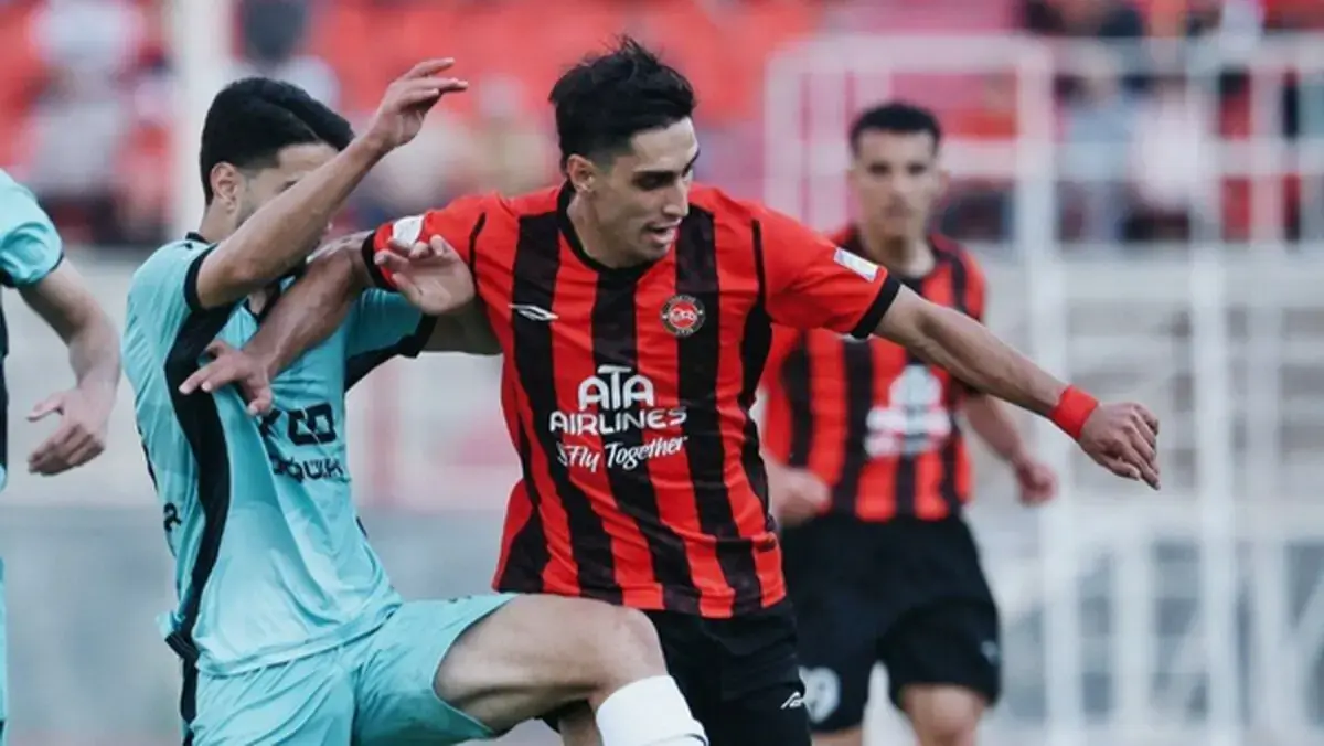 دیدار پرسپولیس و تراکتور تحت تاثیر یک اتفاق جنجالی