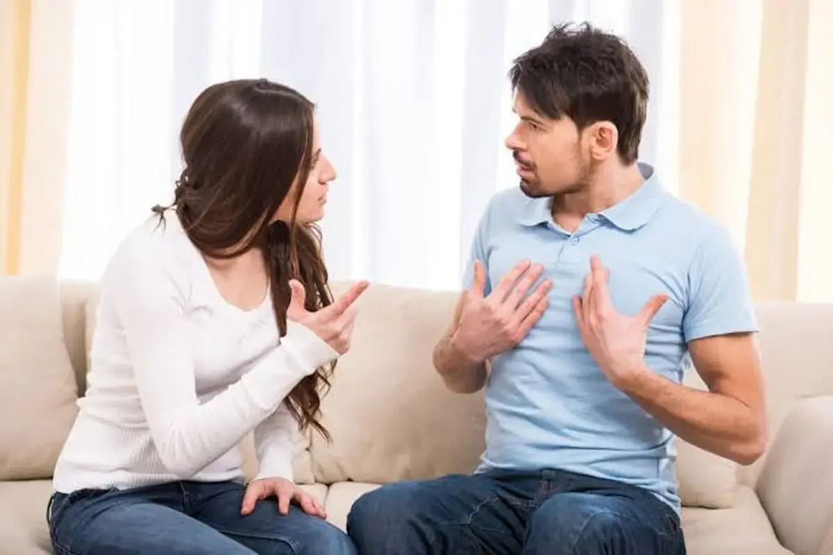 اگر همیشه منتظر تایید همسرتان هستید، بخوانید