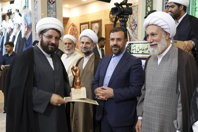 اجلاسیه بزرگ اصحاب مساجد استان فارس