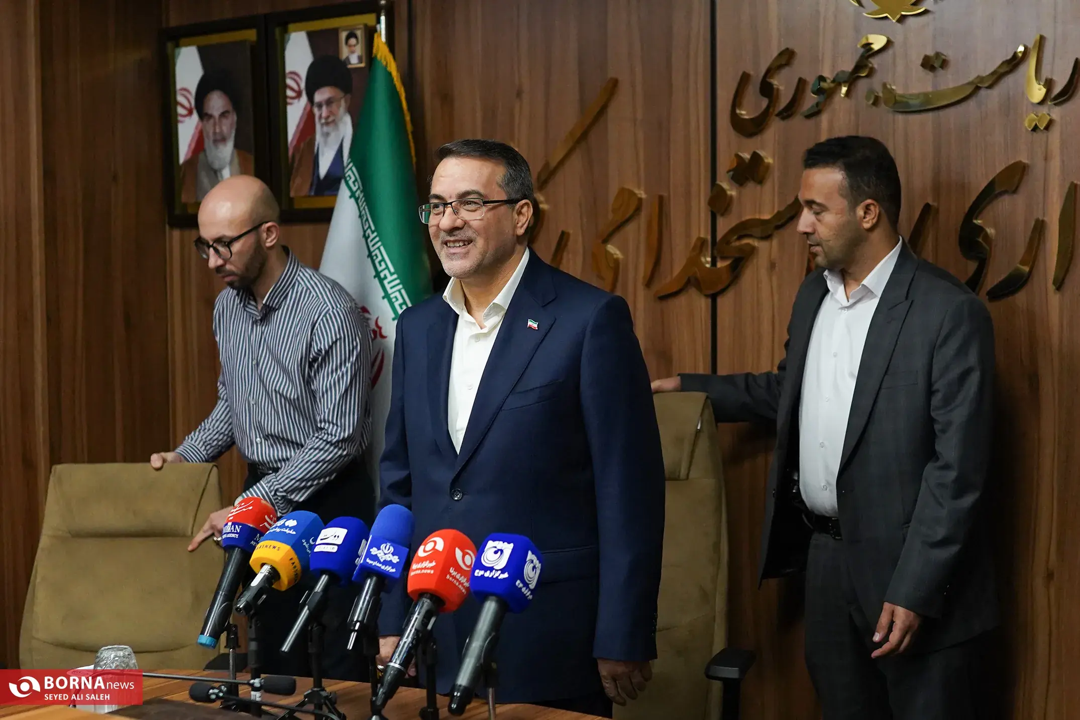  نشست خبری رئیس سازمان اداری و استخدامی
