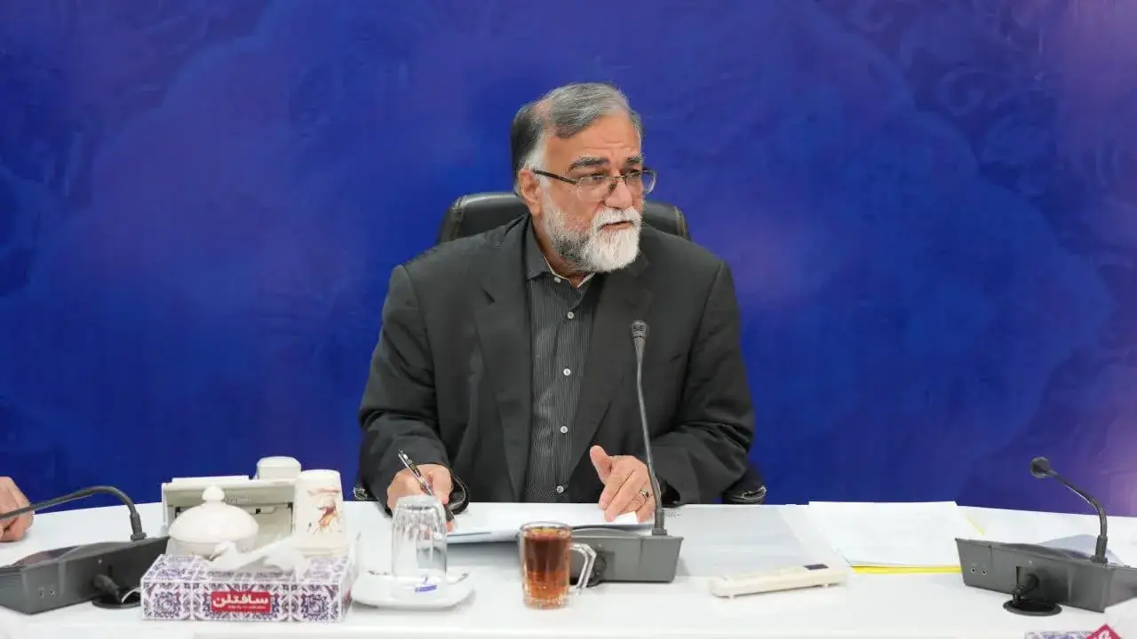 معاون سیاسی استاندار لرستان خبر داد:۹۲۴ پروژه در هفته دولت افتتاح و کلنگ زنی میشود