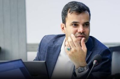 پاسخ فنی به شایعه آسیب متانول به خودروها/ ترکیب متانول با بنزین، باعث بهبود فرایند احتراق، کاهش برخی آلاینده ها و بهبود کیفیت هوا می شود