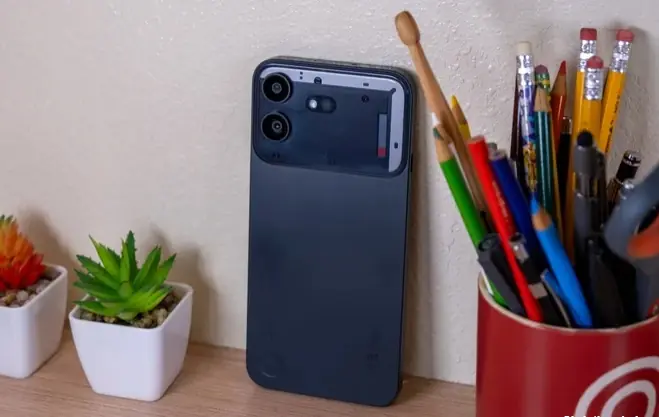 بررسی گوشی Nothing Phone (4b)