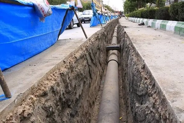 ماجرای هدر رفت آب در قلب رشت؛ از ادعای شکستگی تا چاه مجاز ساختوساز