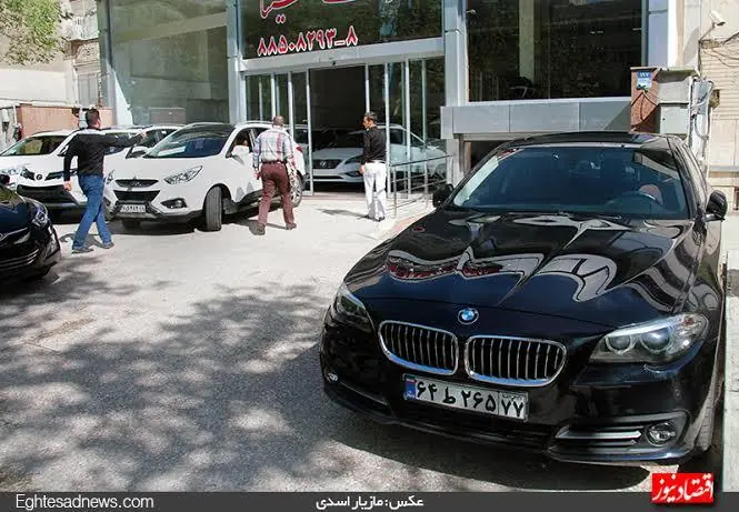 اعمال قانون بیش از ۲۱ هزار تخلف نمایشگاهداران پایتخت در مرداد/ ثبت۹۱۲ هزار تخلف سد معبر