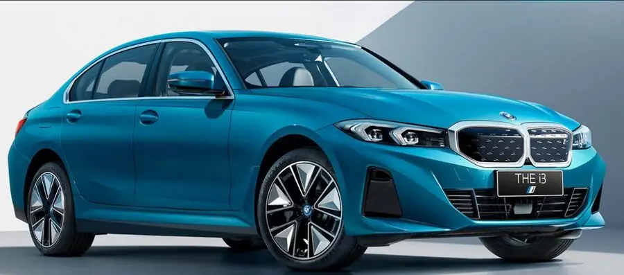 بامو «i3 eDrive 35L » از چه امکاناتی بهرهمند است؟