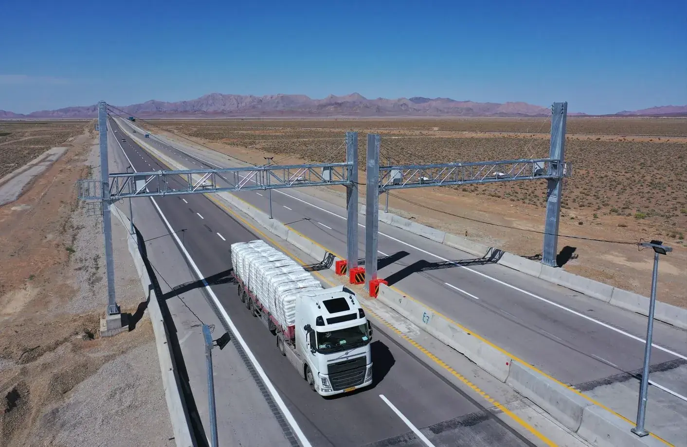 افزایش ۴۰ درصدی ترخیص کالا در مبادی ورودی؛ کرایه حمل کالا تغییر نمیکند