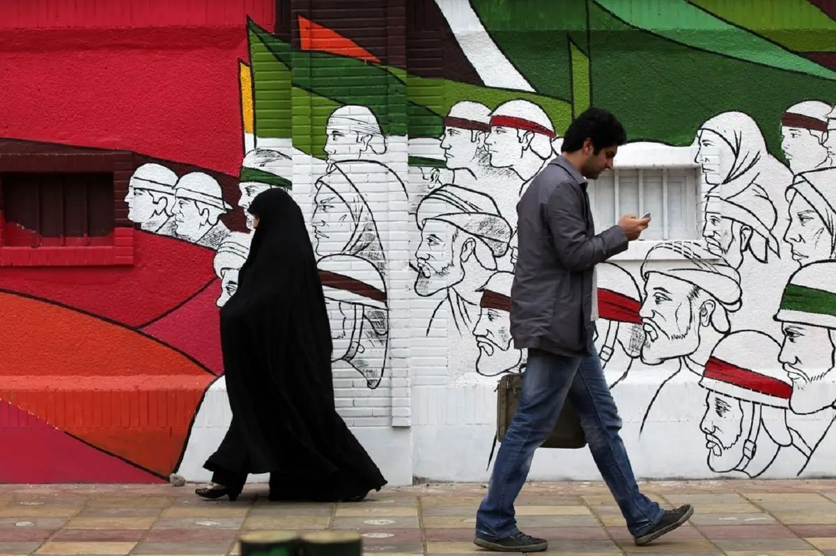 جمهوری اسلامی: ایران به تصمیمی شجاعانه و یک تفاهم بزرگ نیاز دارد | اصلاحات اقتصادی همزمان با اصلاحات در سیاست خارجی و ترمیم سرمایه اجتماعی پیش برود