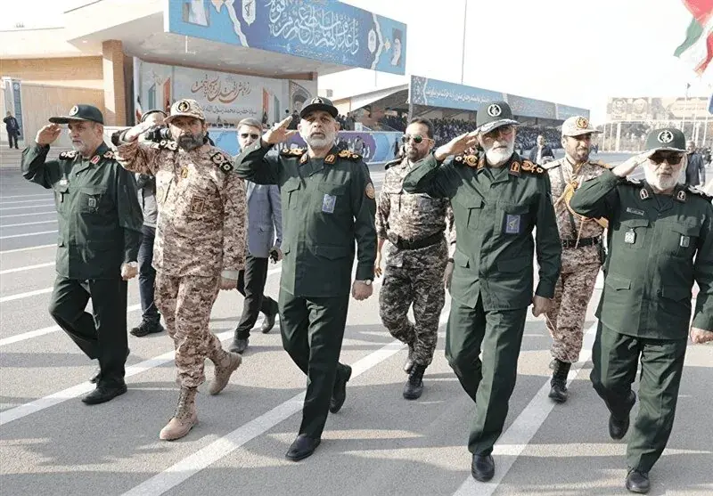ادعای ترامپ: ایرانیها هنوز برای یک توافق درست و مناسب آماده نیستند؛ من فقط توافقهای خوب انجام میدهم/ وال استریت ژورنال: وزیر ارتش آمریکا که متحد ونس است، تا پایان سال کنارهگیری میکند
