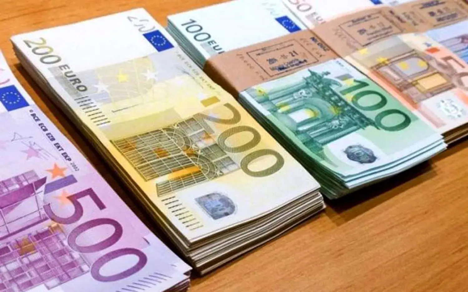 قیمت یورو، امروز شنبه ۳۱ مرداد ۱۴۰۵