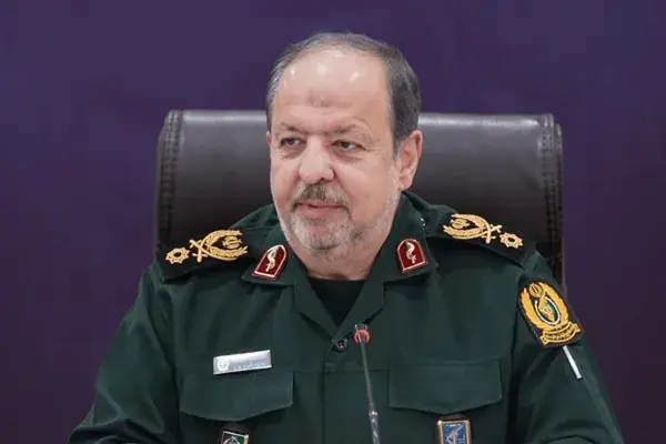 سپرست وزارت دفاع: در شرایط جنگی هم سامانههای جدید وارد میدان شدند / اکنون وقت آن رسیده که ترتیبات جدید در منطقه خلیج فارس توسط کشورهای منطقه شکل بگیرد / ضمن آمادگی برای همکاری نزدیک با کشورهای منطقه، تمایل خود را برای به اشتراکگذاشتن ایدهها و طرحهای سازنده اعلام میکنیم
