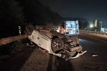 تصادف مرگبار کامیون با ۲ خودروی سواری در جاده امامزاده هاشم؛ ۴ نفر جان باختند