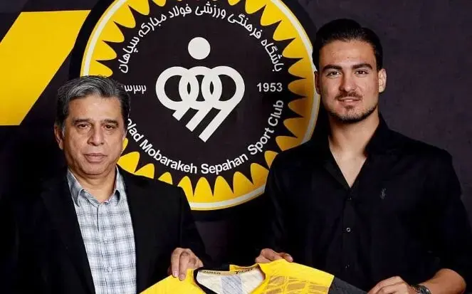 دلیل عقبنشینی پرسپولیس از جذب کسری طاهری