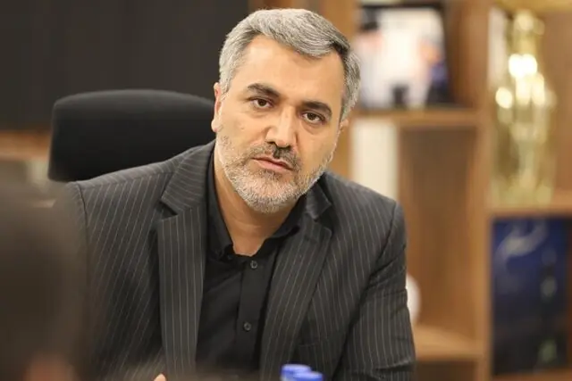 تهران ۲۴۳۰ بوستان دارد