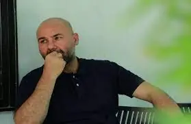 بختیاریزاده: بازیکن فیکسم را نیمکتنشین میکنم تا تنبیه شود | بخاطر یک گل به کسی جایزه نمیدهم
