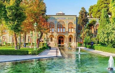 ۳.۶ میلیارد نفر پشت دروازه گردشگری ایران