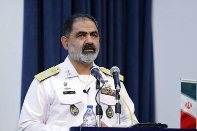 امیر دریادار ایرانی روز صنعت دفاعی را تبریک گفت