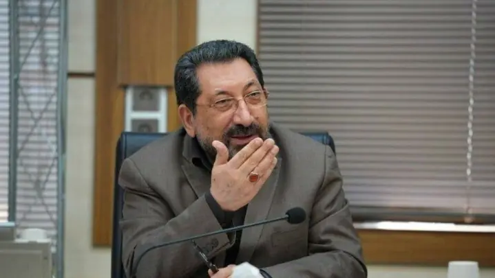 تامین آب صنایع از خلیج فارس و دریای عمان دنبال میشود