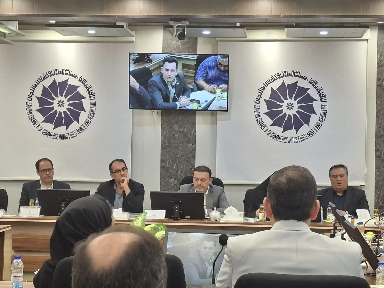  معاون وزیر کشور: موتورهای رشد اقتصاد استان‌ها باید روشن شود