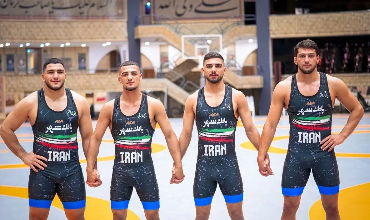 کشتی آزاد جوانان جهان؛ خلیلی و محمدنژاد فینالیست شدند