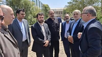 کارگران قرچک صاحب زمین اسکیت، فوتبال و والیبال ساحلی میشوند