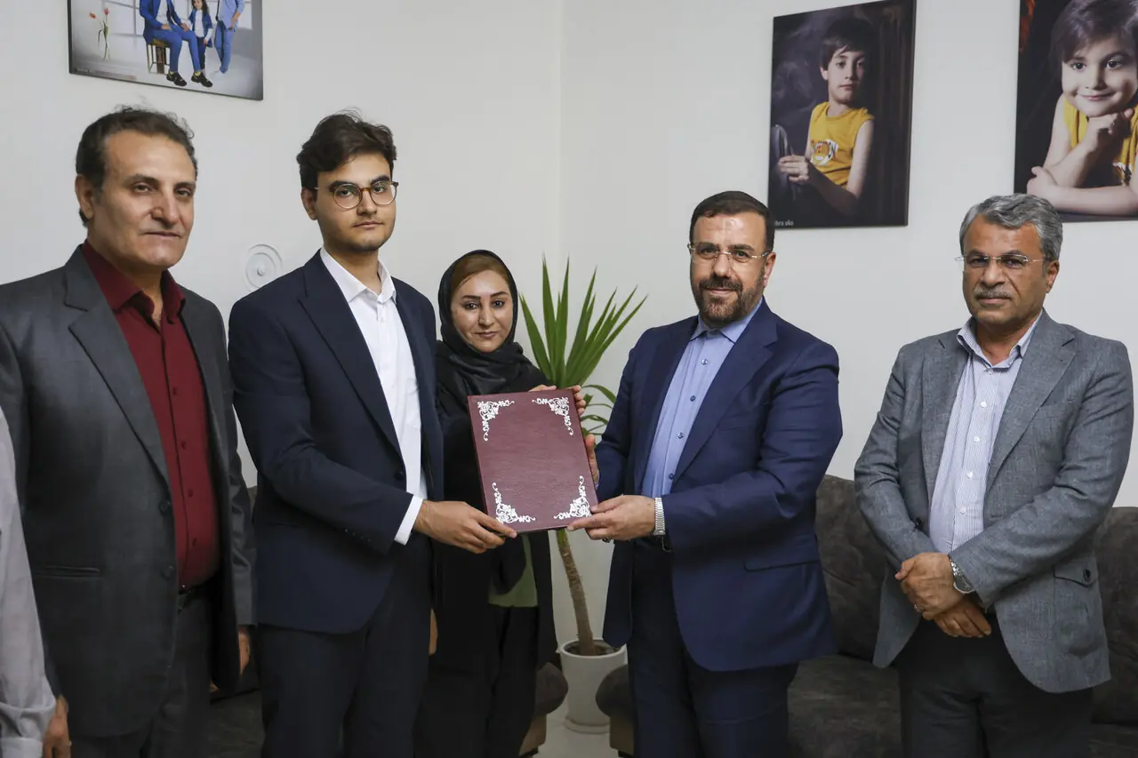 استاندار فارس: سرمایهگذاری در حوزه علم و فناوری ضرورتی اجتنابناپذیر است