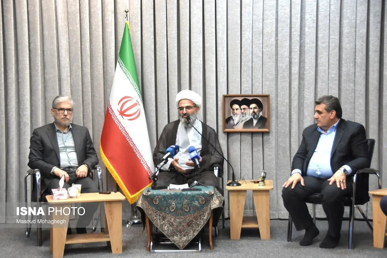 دولت در بحرانها اجازه نداد کمبودی در زمینه کالاهای اساسی و نیازهای ضروری مردم ایجاد شود