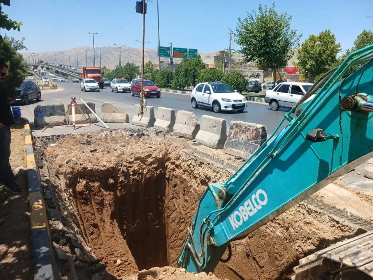 توسعه زیرساختهای مدیریت آبهای سطحی در منطقه ۴ شیراز