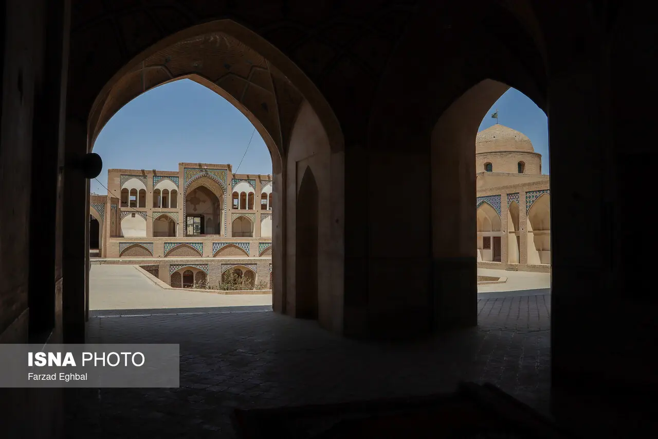 مسجد آقابزرگ کاشان