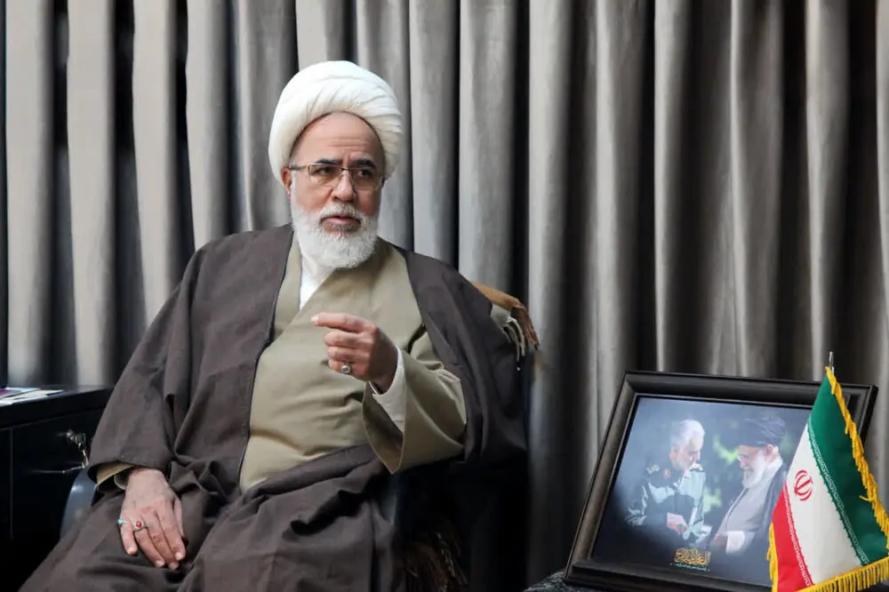 هر ندایی که برای اختلاف میان امت اسلامی بلند شود، در مسیر اهداف دشمنان است