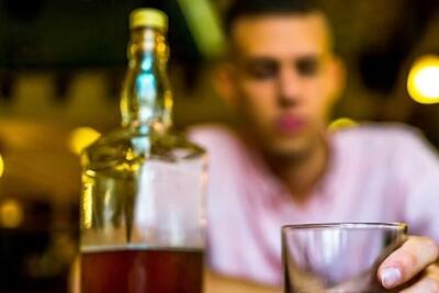 الکل دوز امن ندارد؛ آسیبهای خاموش کبدی ممکن است تا مراحل پیشرفته بدون علامت باشند