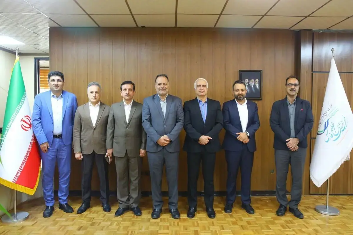 قرارداد بازسازی نیروگاههای فجر انرژی خلیج فارس با مشارکت مپنا به امضا رسید