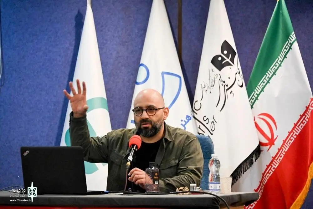 سهند اطهری: هر تکنیک عروسکی، زمان بازآوایی ایدهآل خود را دارد