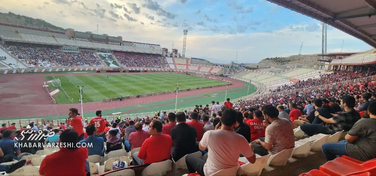  پیشکسوت پرسپولیس: بازی تبریز را با تماشاگر برگزار کنید/ فوتبال سیاسی نیست