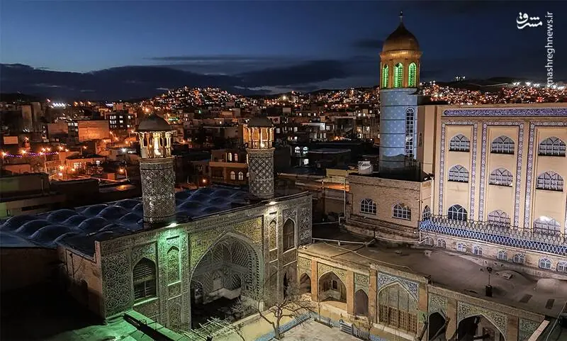 عکس/ مسجدی با دکور هفترنگ