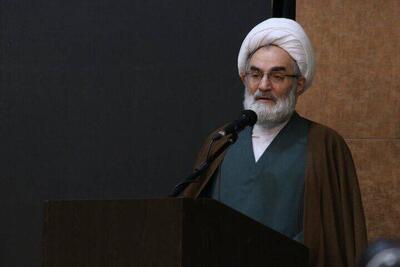 تربیت نیروهای انسانی در تراز انقلاب برای مقابله با تحریف ضروری است