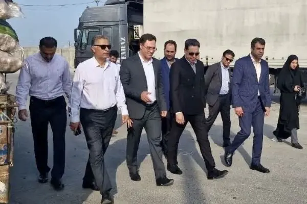 فرماندار تنگستان: امور گمرکی در شهرستان تسهیل میشود