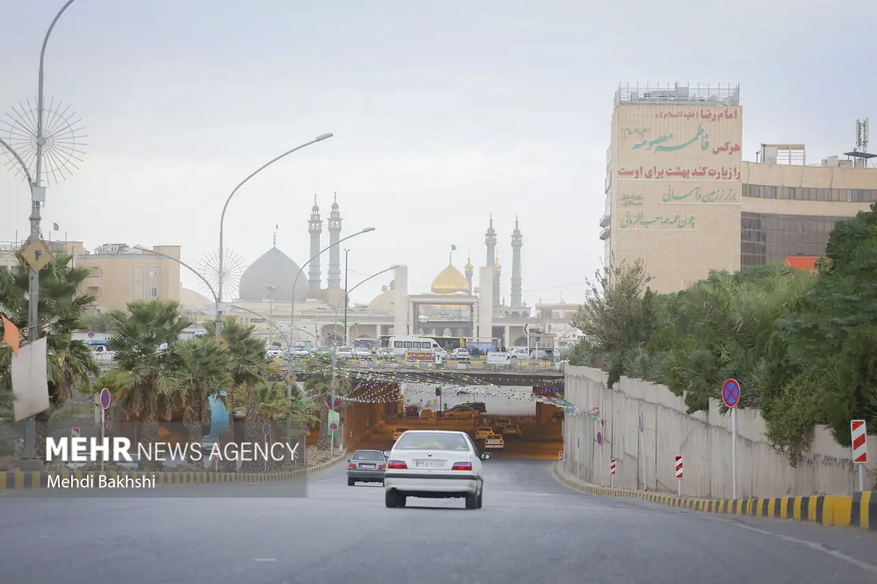 کاهش دما در قم ادامه دارد؛ وزش باد و گردوخاک در راه است