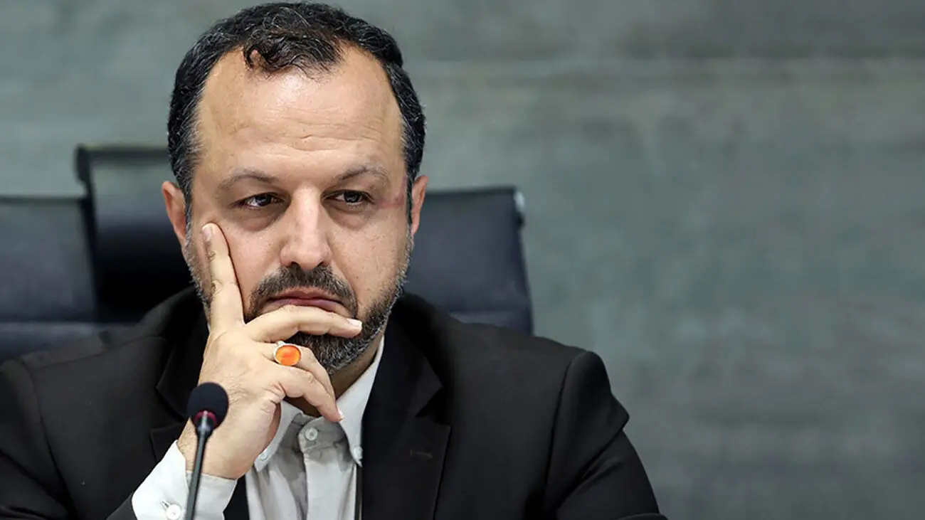 وزیر اقتصاد دولت رئیسی : تمام نشانه ها از آشوب و جنگ در شهریور و مهر حکایت دارد!