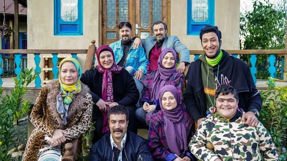 فیلم / پشت صحنه خنده دار «پایتخت» با احمد مهران فر و ریما رامین فر/ ارسطو نتوانست جلوی خنده اش را بگیرد!