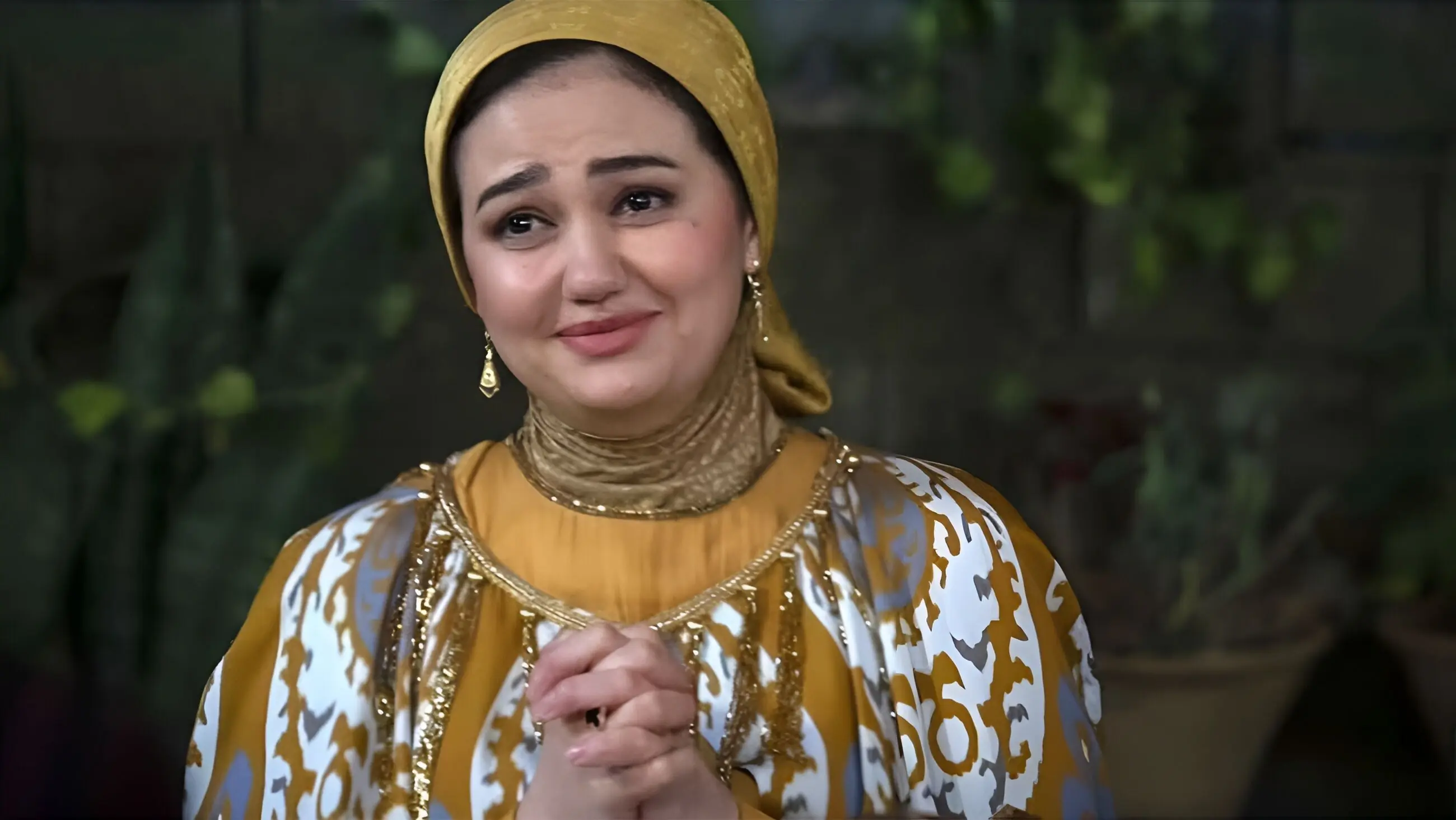 عکس ها/ نگاهی به خونه زندگی تهمینه رجبوا، چمن سریال پایتخت با دکوراسیون شاه نشین و مجلل/ قارون هم این قصرو نداشت