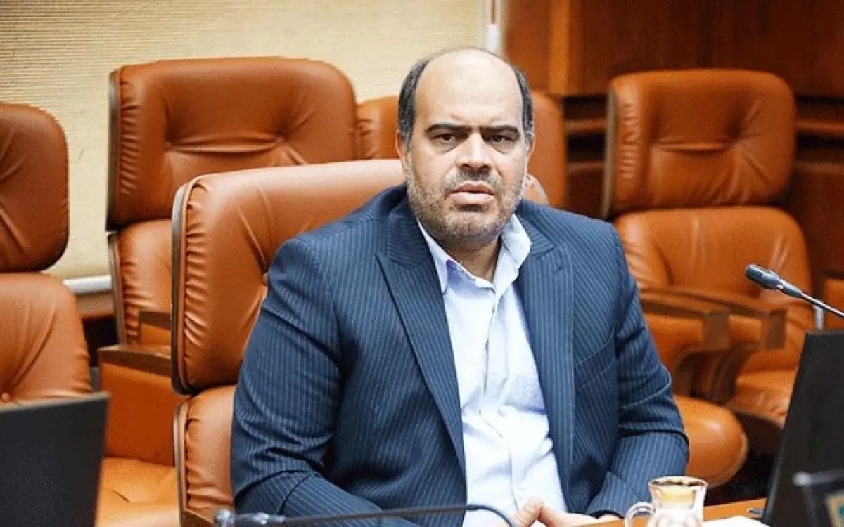 دکتر ادیبان: ایده ی «روزنامهنگاری ایرانی» و «روزنامهنگاری ملی»، ایده ای درست و بهجا است/ در تاریخ روزنامهنگاری در کشور بارها شاهد درخشش عناصر و مؤلفههای روزنامهنگاری ملی بودهایم/ روزنامهنگاری ایرانی میتواند پشتوانهای قاطع برای راهبردها، سیاستها و قوانین رسانه ای باشد/ بهرهگیری از ادبیات غنی ایرانی میتواند در تقویت روزنامهنگاری ایرانی و بومی مؤثر باشد