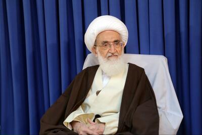 حضرت آیت الله نوری همدانی: حفظ وحدت و انسجام داخلی از ضروریترین امور است