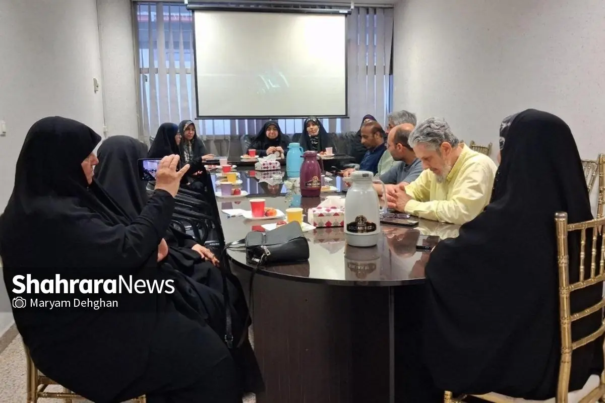 نخستین جلسه انجمن شعر و ادب مفاخر خراسان رضوی برگزار شد