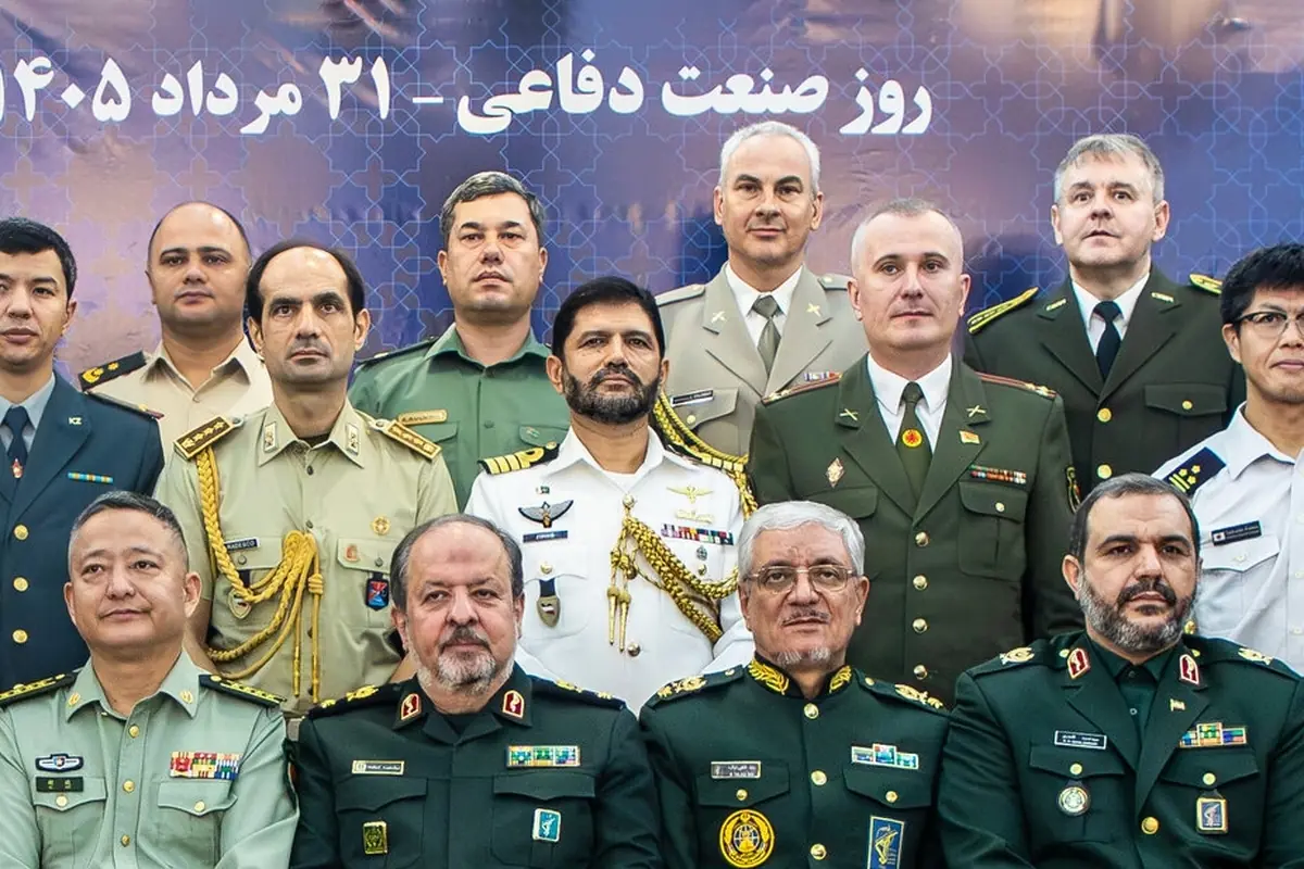 وابستگان نظامی خارجی مقیم تهران با سرپرست وزارت دفاع دیدار کردند