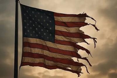 کارشناس مسائل نظامی: آمریکا از نظر نظامی شکست خورده است و وزیر خزانهداری در سرزمین خیالات به سر میبرد + فیلم